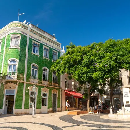 Spacious Flat With Breathtaking Views #1930