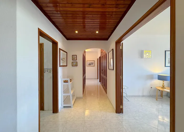 Spacious Flat With Breathtaking Views #1930 *