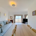 Apartmán Spacious Flat With Breathtaking Views #1930